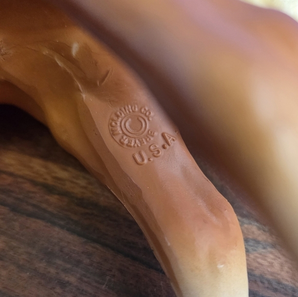 Breyer 1836 Ideal Series - Palomino Geronimo 2022 RETIRED - Picture 6 of 12